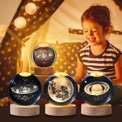 Светеща 3D Кристална Сфера с Астрономически Дизайн | LUMABALL